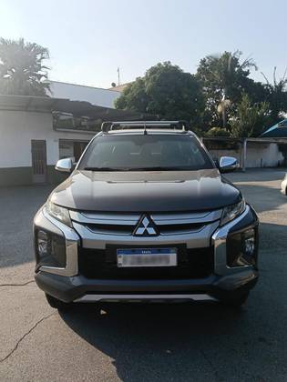 MITSUBISHI L200 TRITON 2.4 16V TURBO DIESEL SPORT HPE CD 4P 4X4 AUTOMÁTICO